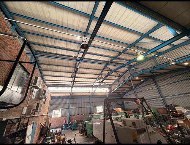 625M² WAREHOUSE TO LET IN SEBENZA